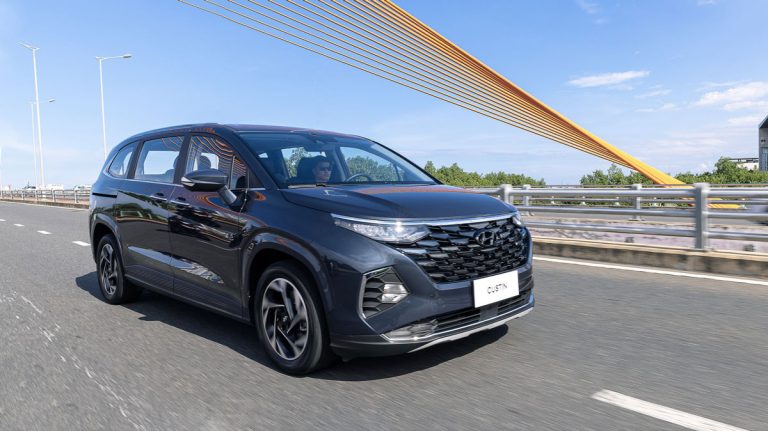bang gia xe hyundai custin tai hyundai thanh cong vinh