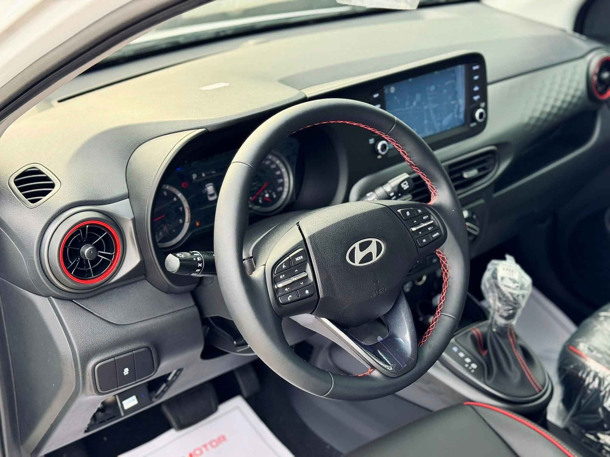 Màn hình giải trí 8 inch