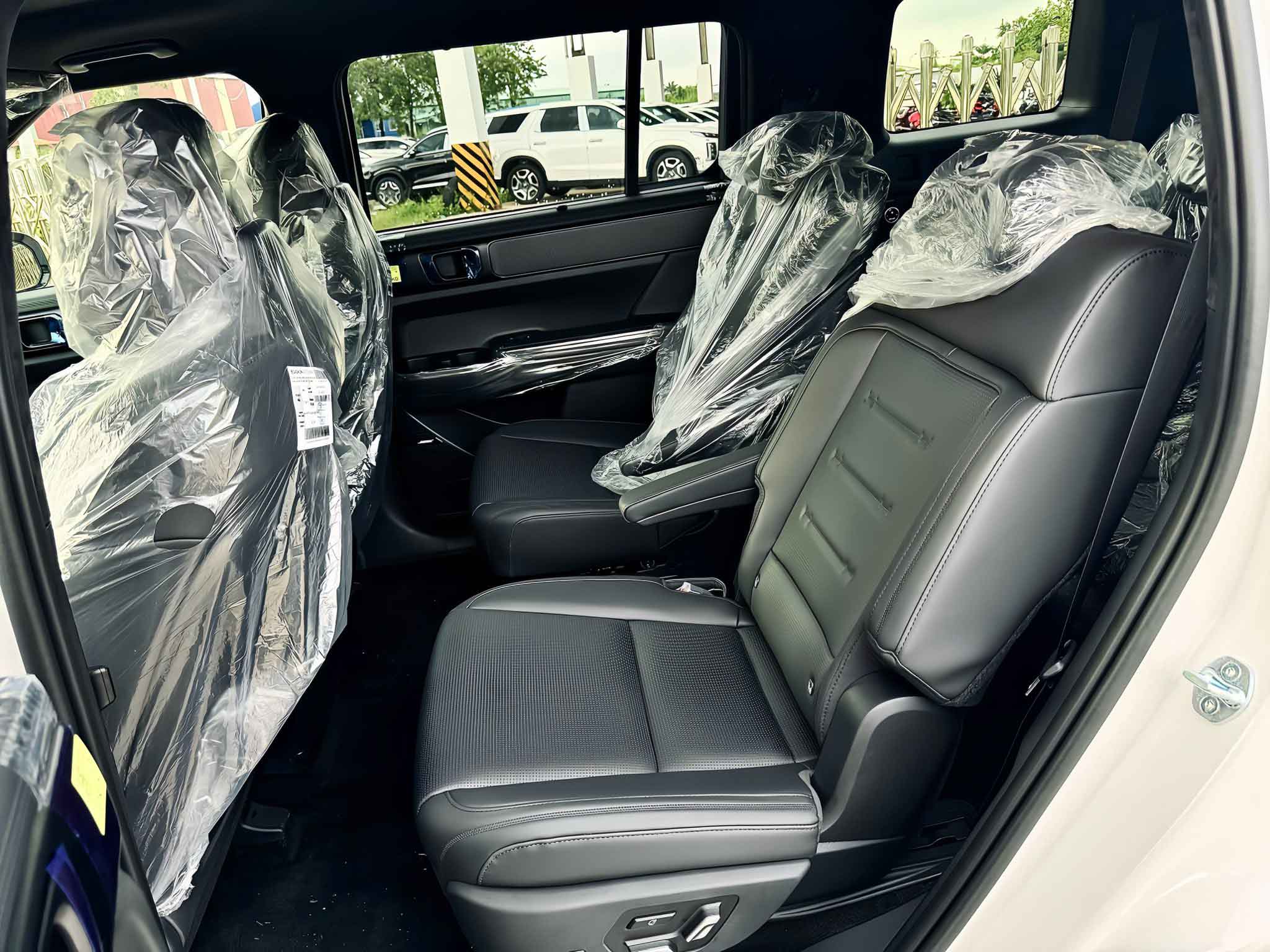 Hyundai Santafe với ghế da cao cấp