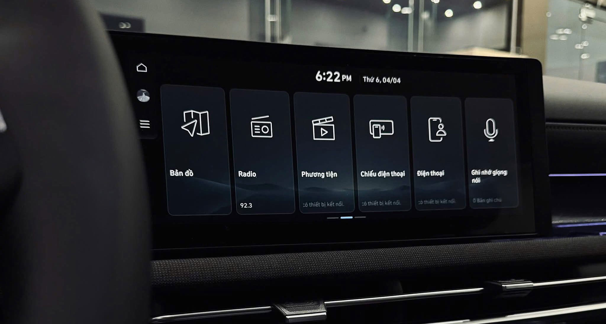 Màn hình 12.3 inch