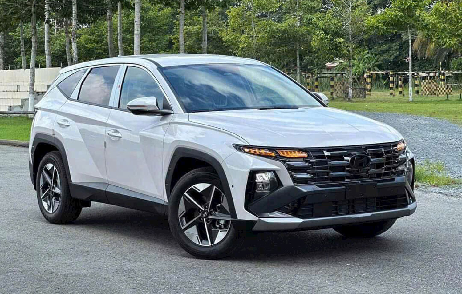 Hyundai Tucson 2.0 AT Đặc biệt