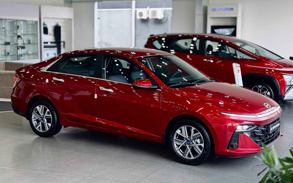 Hyundai Accent - ảnh 1